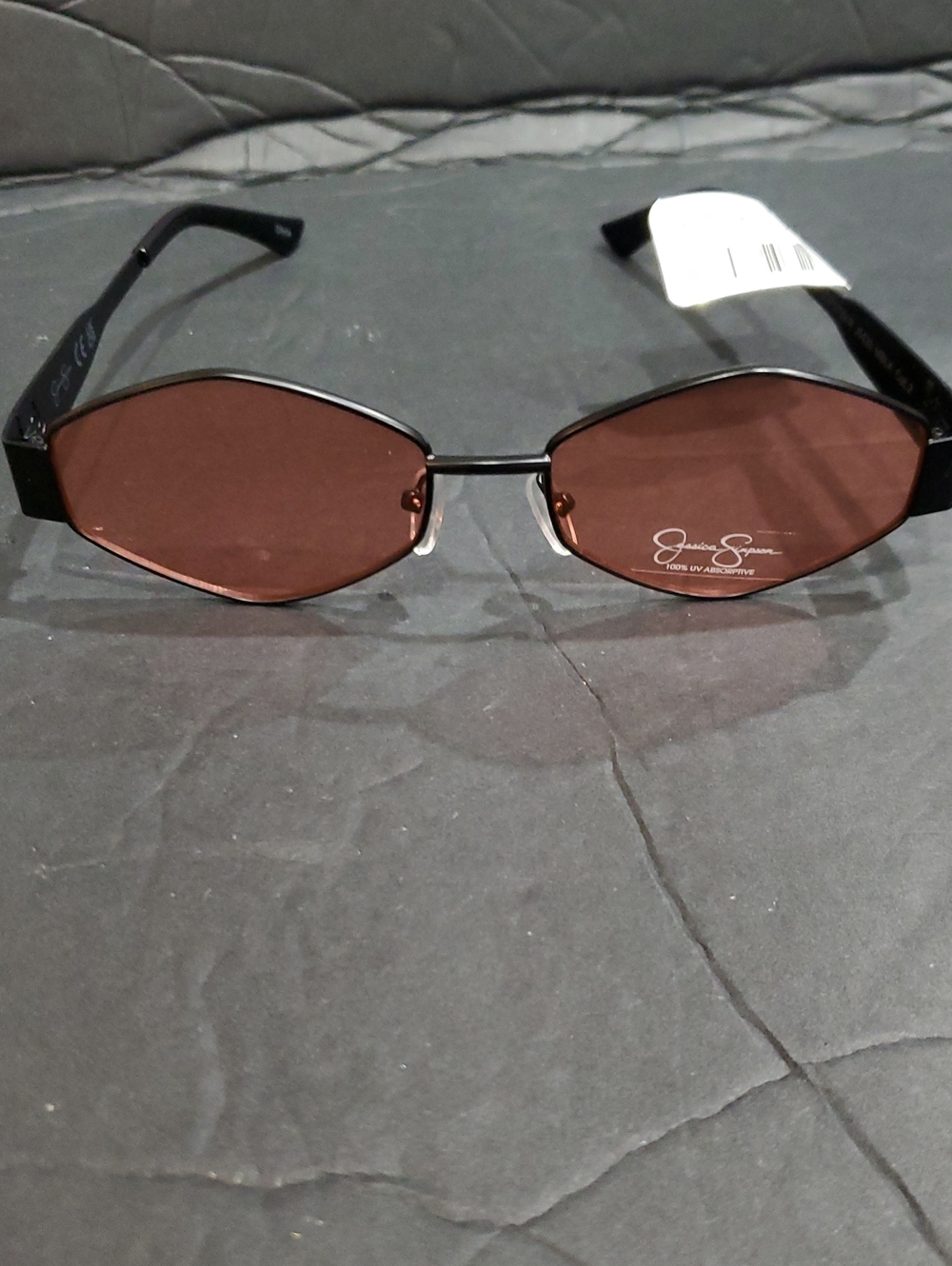 Jessica Simpson j6420 matte black trim hexagon shaped sunglasses brand new
